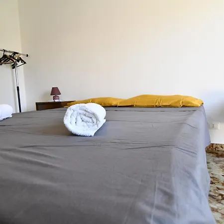 Villa Spacious 3-level House Near The *